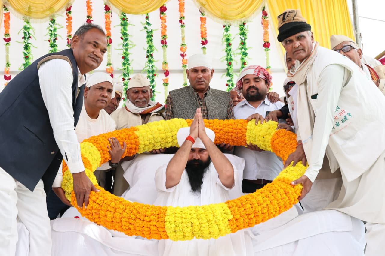 83 दिवसीय जनजागरण यात्रा के 45वें  दिन ब्लाक देवकली के सगरा सम्मन पुर पहुंचे पंकज महाराज 