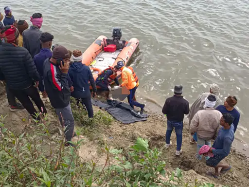 गंगा नदी में छलांग लगा अपनी लीला समाप्त करने वाली छात्रा का शव बरामद 